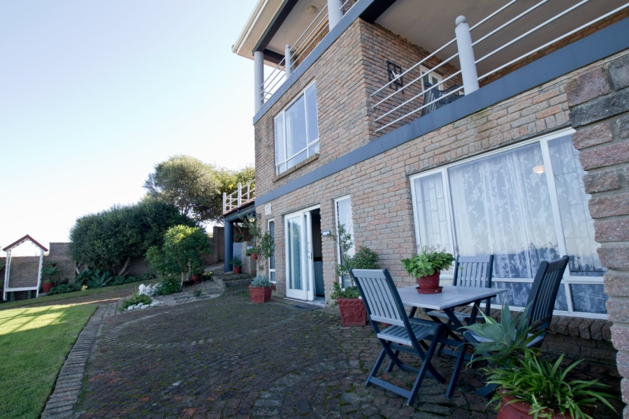 11 Bedroom Property for Sale in Dana Bay Western Cape